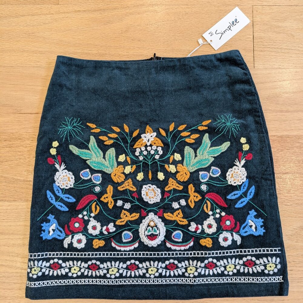 Floral pattern corduroy skirt